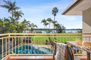 Lake view - Cayman Quays (Noosaville)