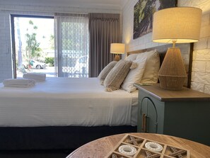 Literie de qualité supérieure, surmatelas, décoration personnalisée