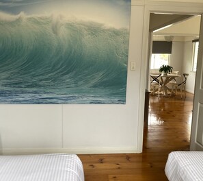 Casa Design, 2 camere da letto, vista oceano parziale, fronte mare | Biancheria da letto di alta qualità, materassi a doppio strato