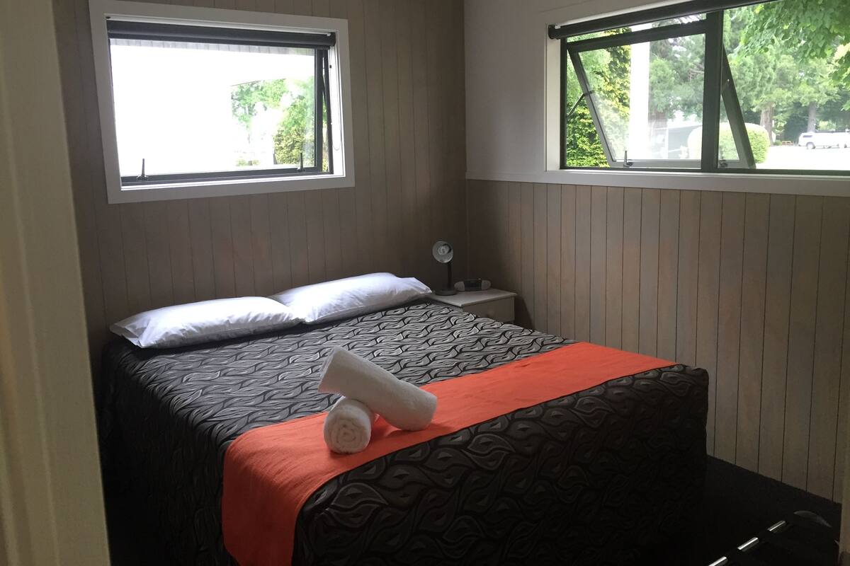 Quarto standard, para não fumantes, cozinha (Two Bedroom Park Motel)