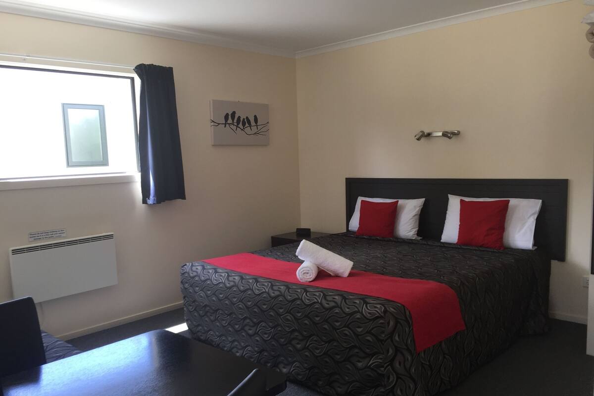 Quarto standard, para não fumantes, cozinha americana (King Studio S C Unit)