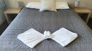 Standard Suite, 1 Bedroom, Non Smoking, Kitchen (on Waterfront) | In-room safe, desk, blackout curtains, soundproofing