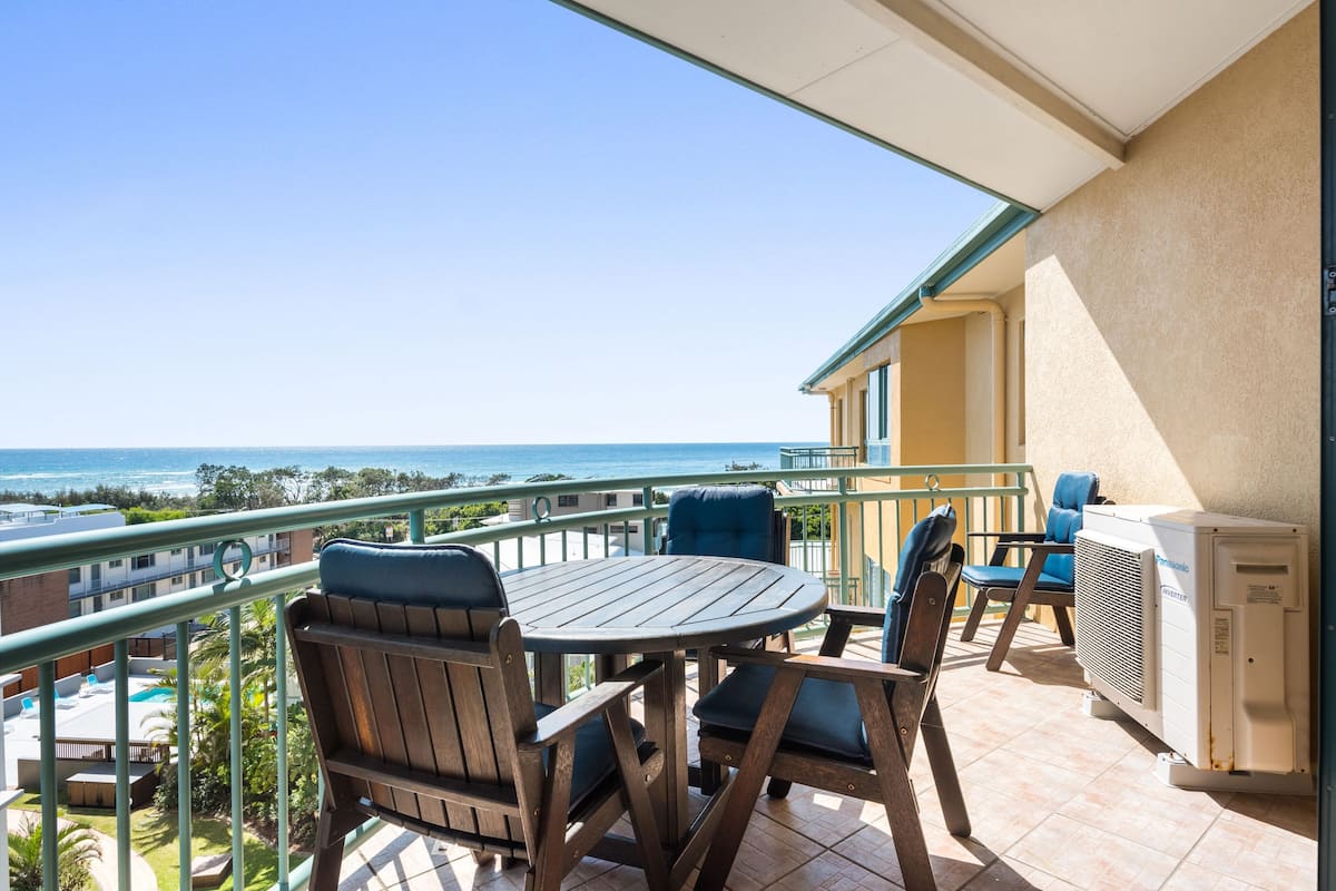 Apartment, 2 Bedrooms, Ocean View | Balcony view