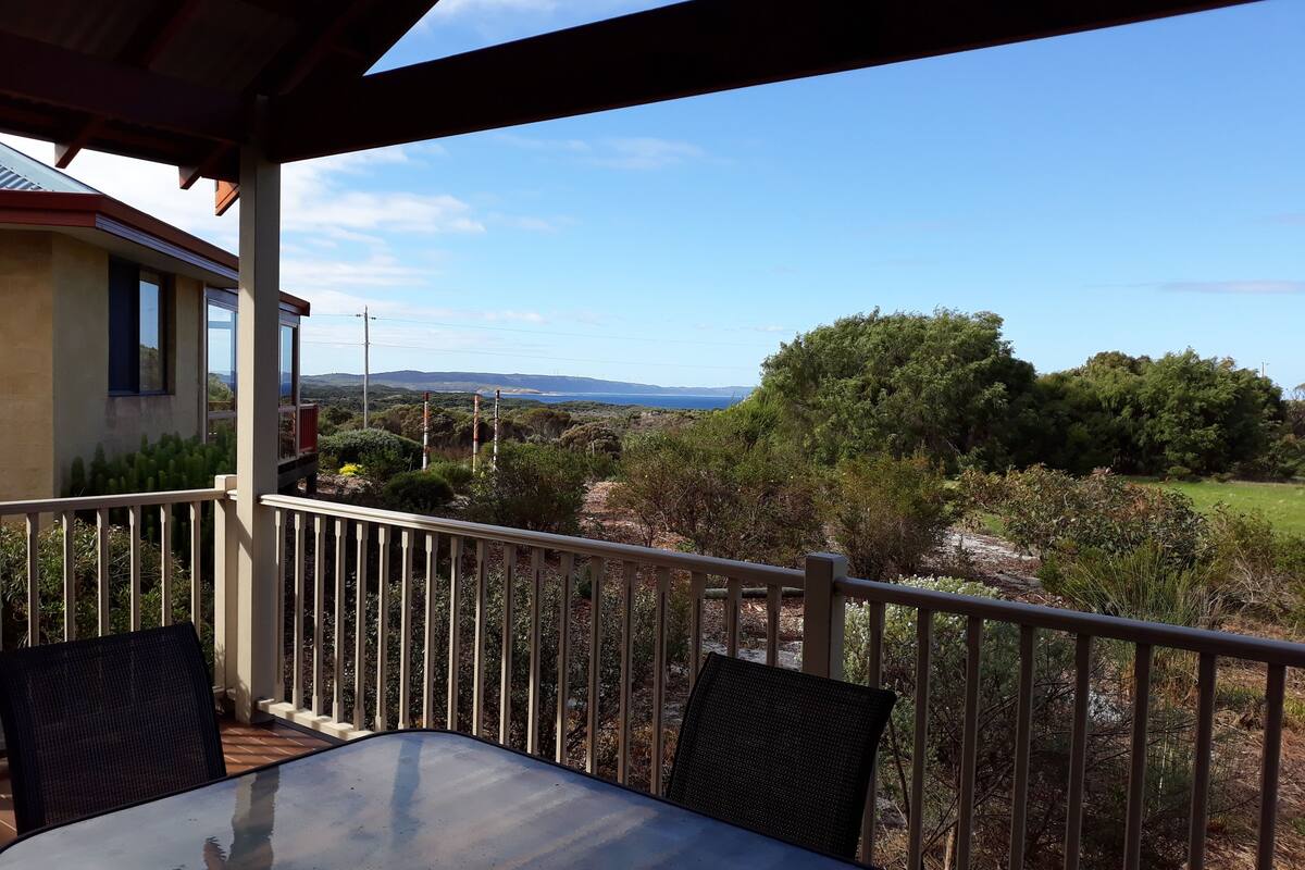 Deluxe-Suite, 2 Schlafzimmer, Nichtraucher, Küche (Spa Cottage Dlx) | Balkon