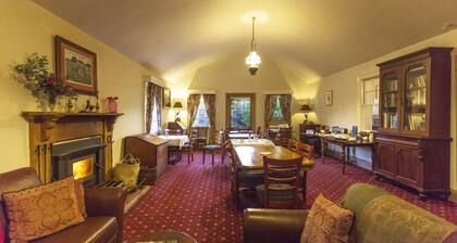 The Racecourse Inn