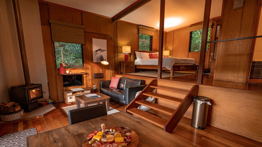 Whispering Valley Cottage Retreat