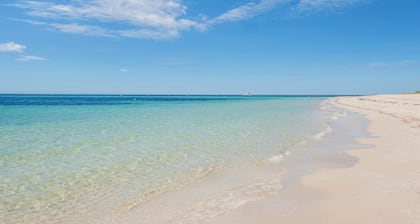 Bayshore Beachside Resort