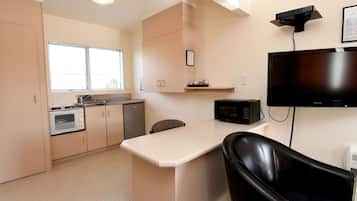 Chambre avec lits jumeaux | 1 chambre, bureau, fer et planche à repasser, lits bébé (gratuits)
