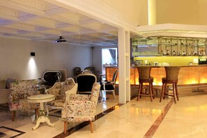 Lobby lounge - Amos Cozy Hotel & Convention Hall (Jakarta)