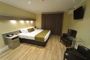 In-room safe, iron/ironing board, cots/infant beds, free WiFi