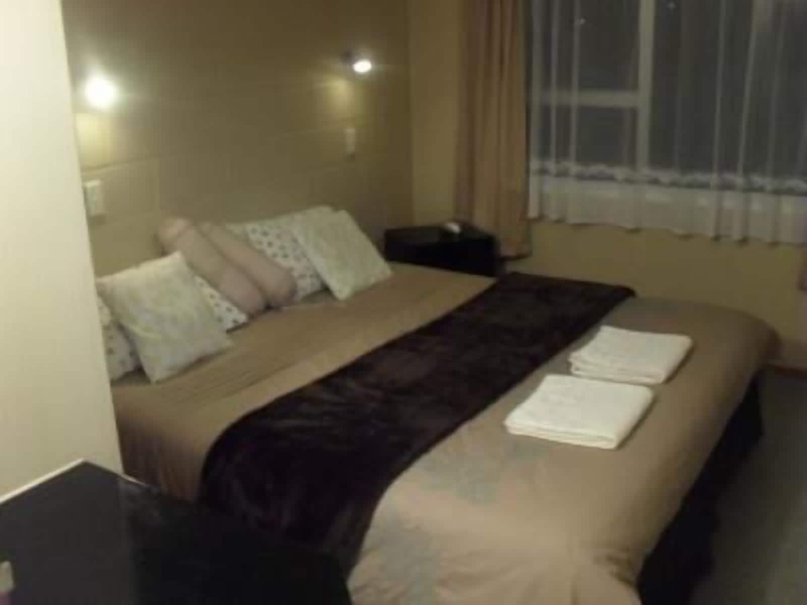 Iron/ironing board, free WiFi