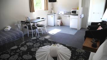 Standard-Studio, 1 Schlafzimmer, Nichtraucher, Gemeinschaftsbad | Eigene Kochnische
