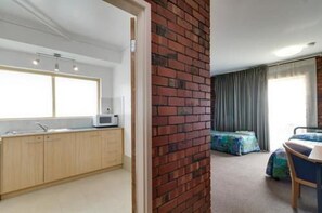 Family Room, 2 Bedrooms (Interconnecting Family Room) | Iron/ironing board, bed sheets - Enfield Motor Inn (Enfield)