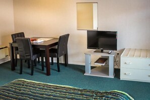 Iron/ironing board, free WiFi