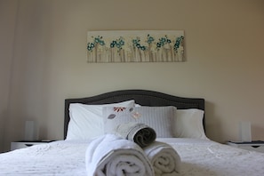 1 bedroom, iron/ironing board, free WiFi, bed sheets - Bryn Glas Farm Stay (Moruya)