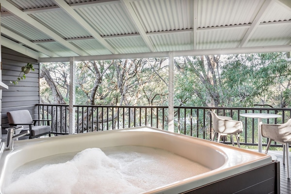 Standard Room, Balcony (Chablis King Spa) | Terrace/patio