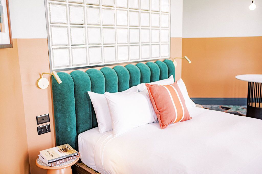 Deluxe Suite, 1 Queen Bed, Beach View