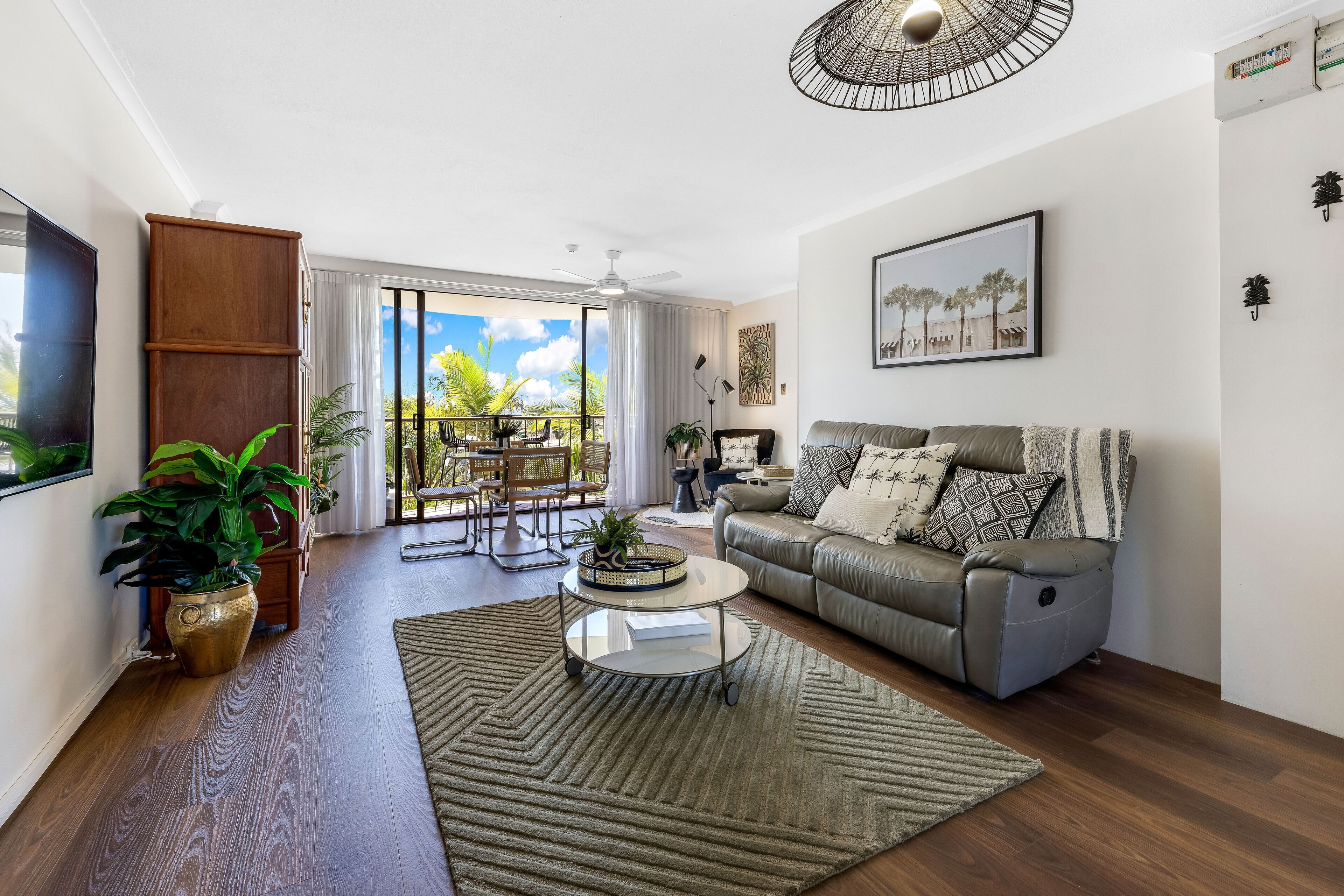 1 Bedroom Superior Apartment | Individually decorated, individually furnished, iron/ironing board