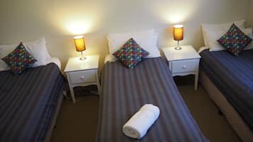 1 habitación y ropa de cama