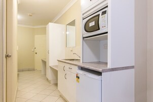 Microwave, electric kettle
