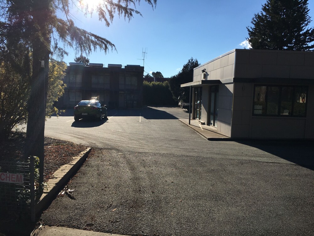 Red Cedars Motel by null