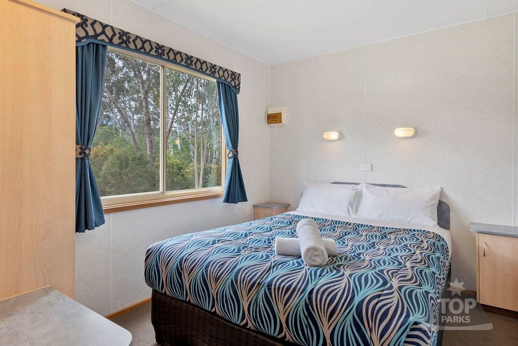 Superior Room, Non Smoking, Kitchen (Superior Villa) | Bed sheets