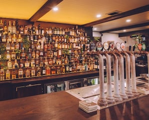 Bar (on property) - Margaret River Resort (Margaret River)