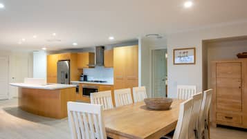 Superior Penthouse, 3 Bedrooms | In-room dining