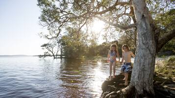 Außenpool, Liegestühle