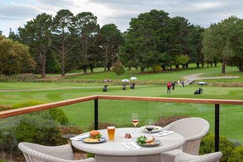 The Dormie House - On The Golf Course