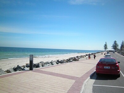 Glenelg Holiday Corporate Accommodation