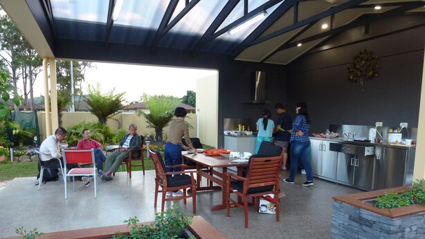Tempat makan outdoor