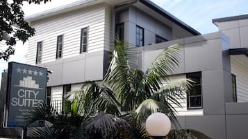 Fachada da propriedade