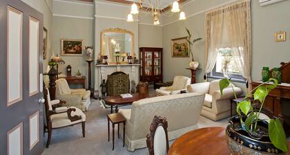 Merton Manor Exclusive Bed And Breakfast