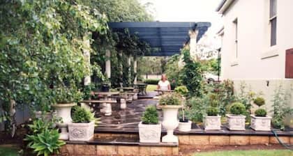 Merton Manor Exclusive Bed And Breakfast