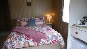 Suite estándar, 1 habitación, no fumadores (Ensuite room) | Cortinas opacas y wifi gratis