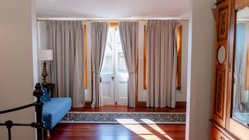Kamar Double Deluks, 1 Tempat Tidur Queen, ensuite | 1 kamar tidur, seprai premium, dan bantalan ekstra lembut