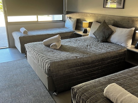 Family Room, Non Smoking | View from room. Y Motels Gympie