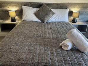 Executive Room, 1 Queen Bed, Non Smoking (Queen Double Studio)