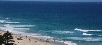 Narrowneck Court