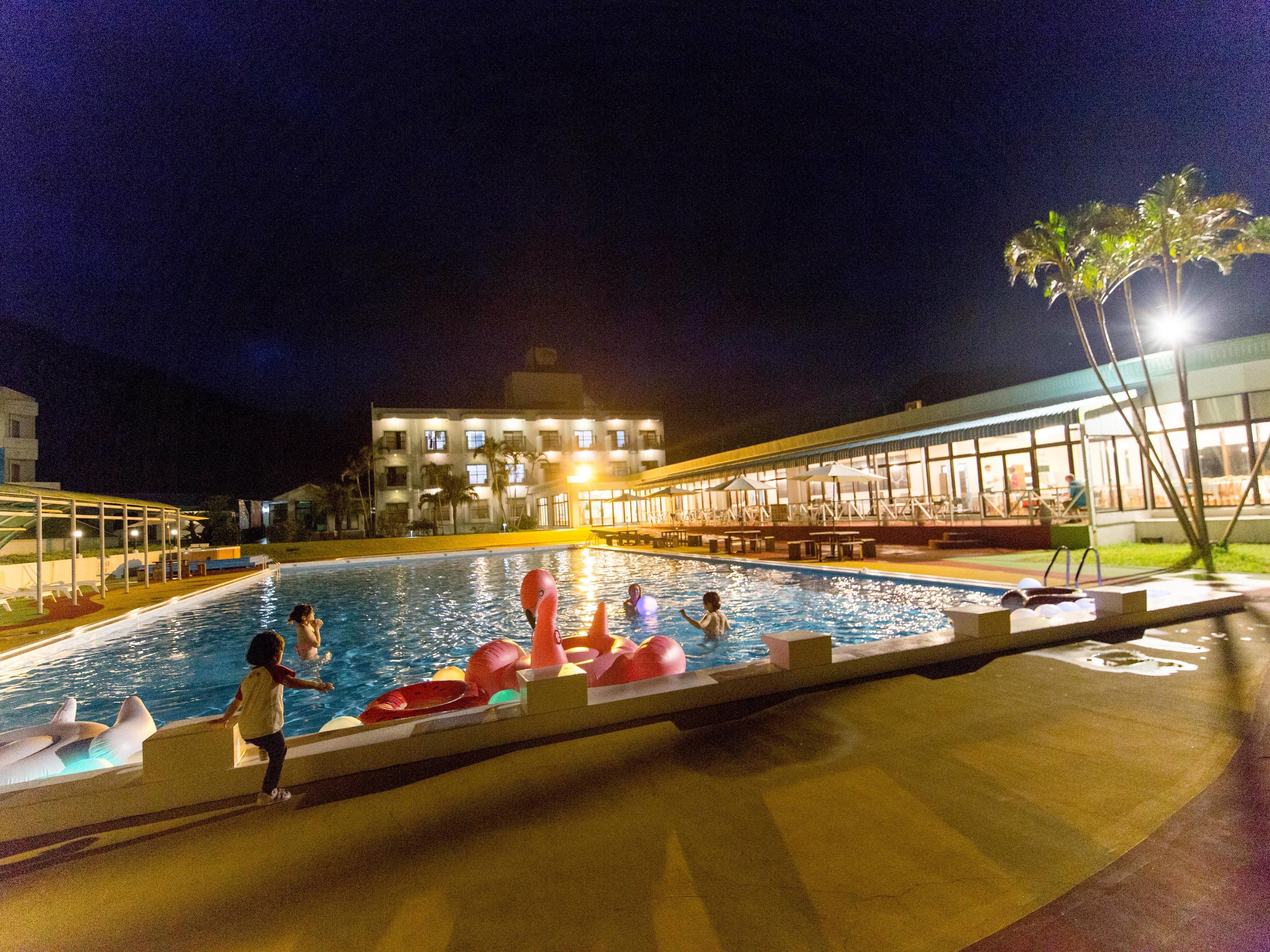 Façade de l’hébergement - soirée/nuit