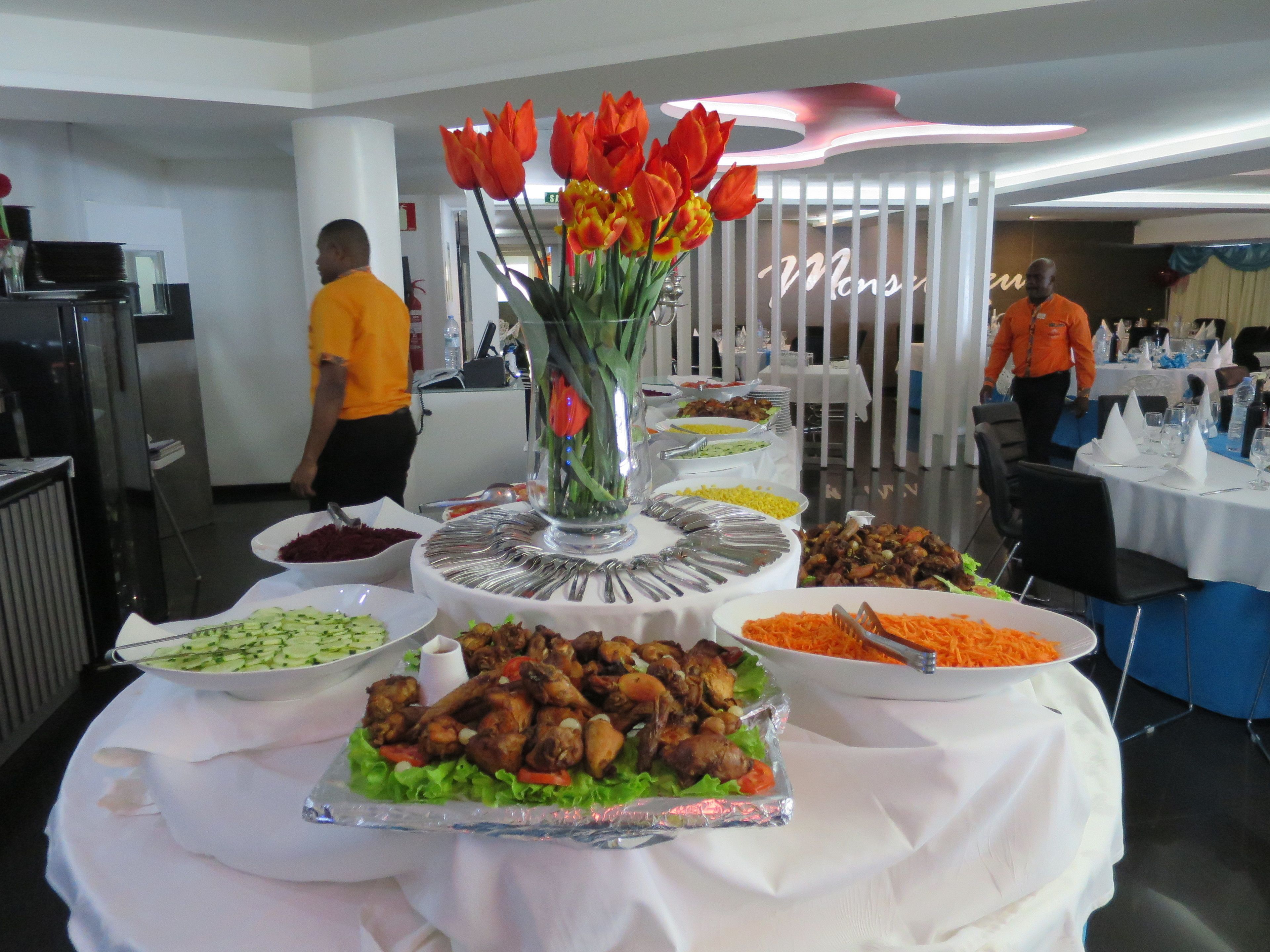 breakfast, lunch and dinner served