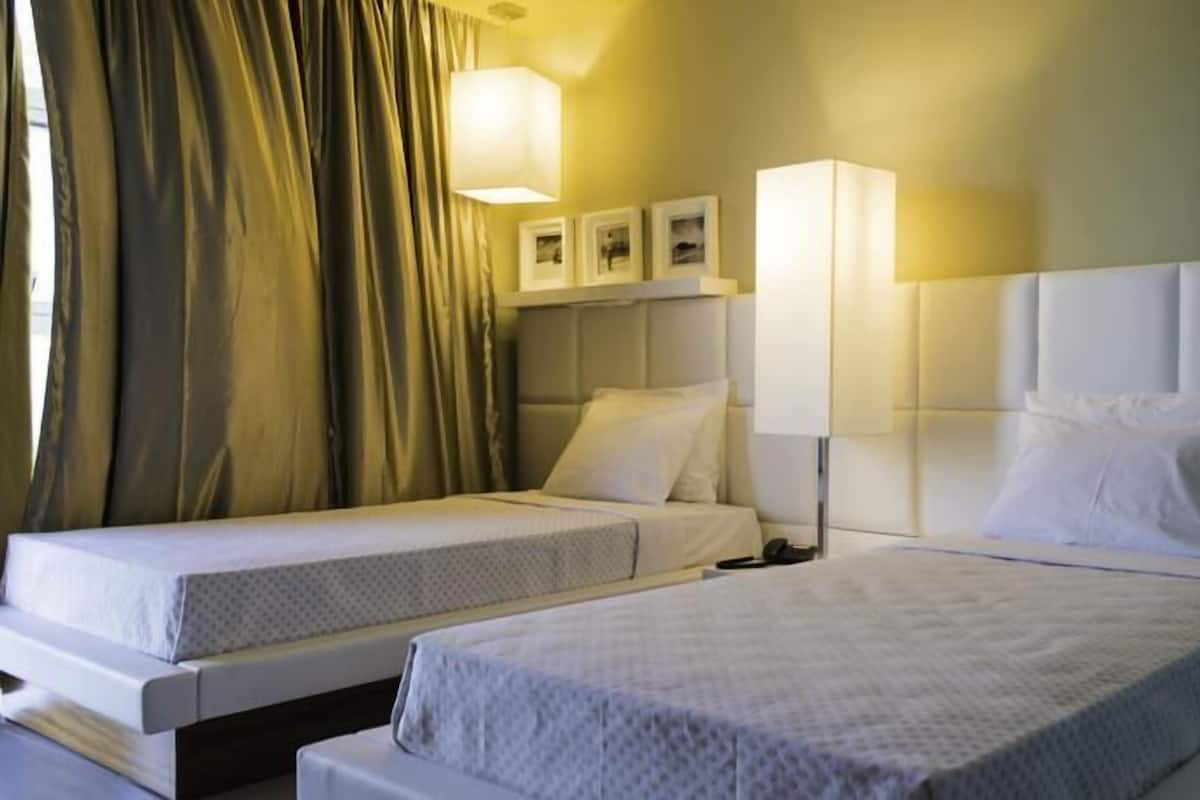 Minibar, in-room safe, desk, soundproofing