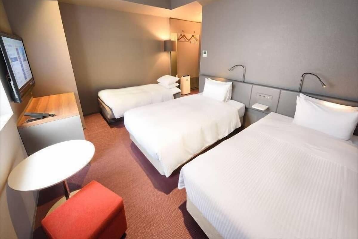 Down comforters, soundproofing, iron/ironing board, free WiFi