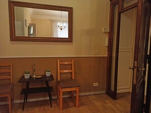 Apartment, 2 Schlafzimmer | Wohnbereich