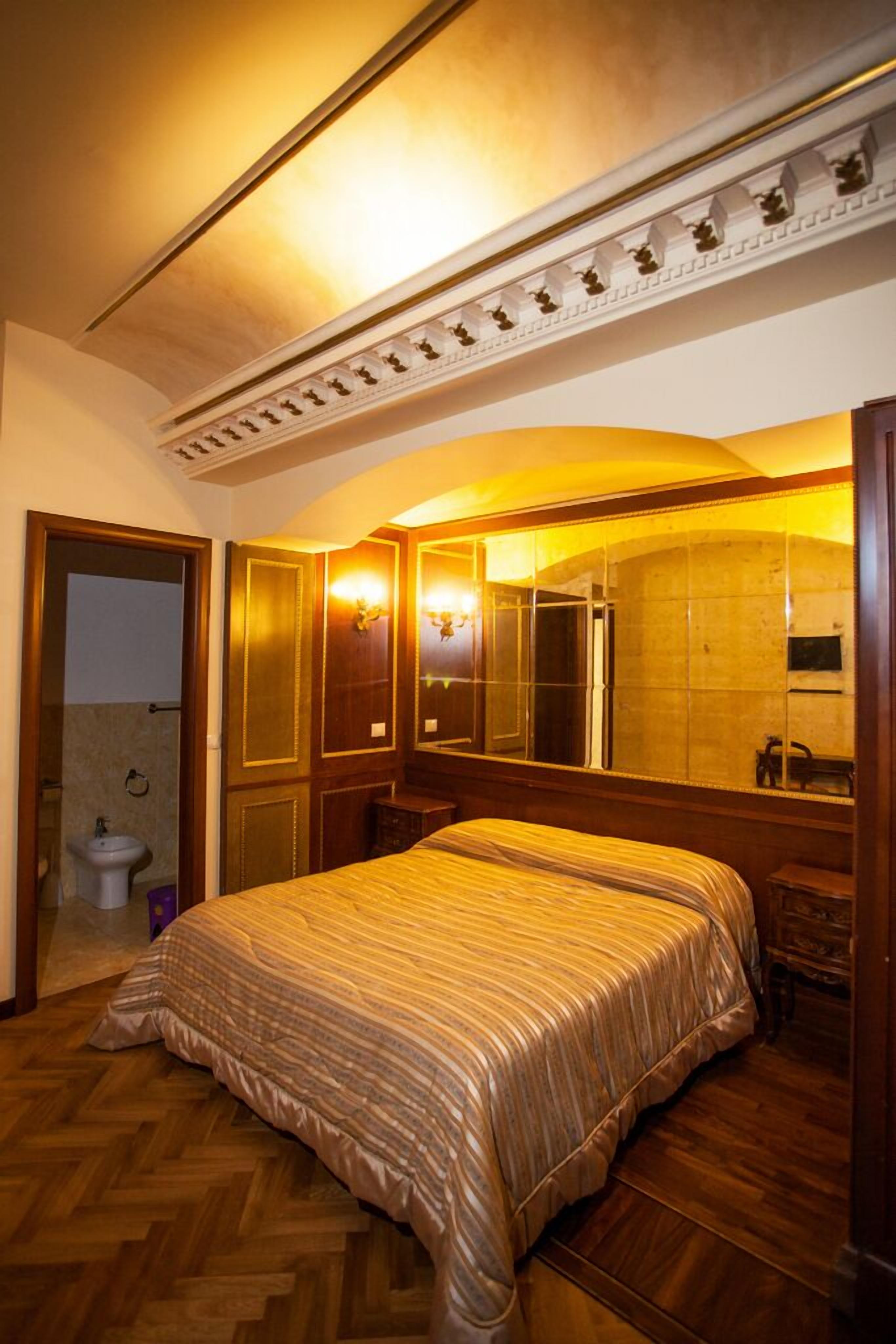 Foto - Domina Popolo