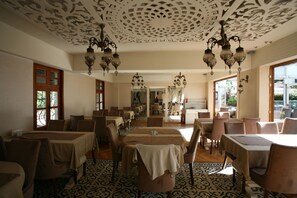 Mittagessen und Abendessen, türkische Küche