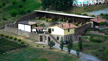 Food-Court