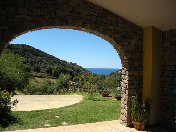 View from property - Agriturismo L'Arca (Belvedere Marittimo)