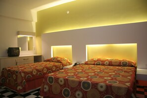Desk, free cribs/infant beds - Orient Suite Hotel (Alanya)